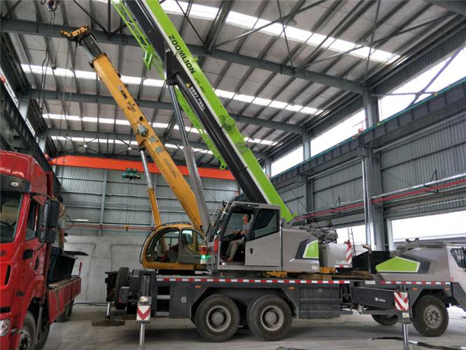 平舆县高空车出租需要注意哪些安全事项？