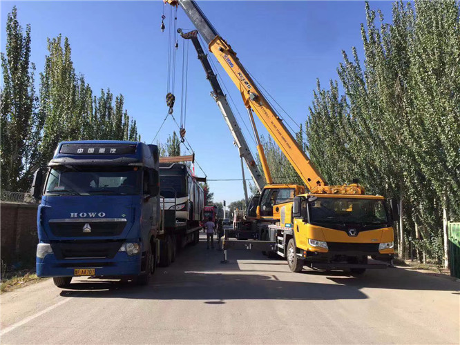 平舆县“省油又稳当”—— 吊车的 “智能节能” 技术